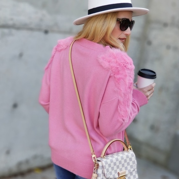 Pink Sweater Top With Fur Trim - Picture 3 of 4